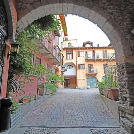 Ca' De' Mumi, hotel in Luino
