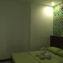 ZIUR INN, hotel a Laoag