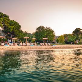 Kokkinos, Hotel in Vourvourou
