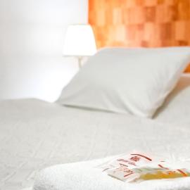 VILLA CENTRUM APARTMÁNY s RAŇAJKAMI A SAUNOU, hotel in Martin