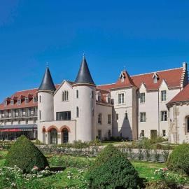 Château Saint-Jean, Relais & Châteaux, hotel din Montluçon