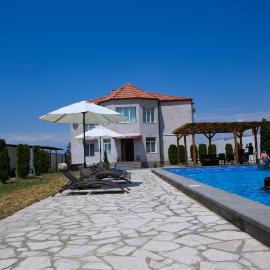 Ossanna Hotel