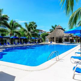 Villa exclusiva en Ixtapa a unos pasos del mar, hotel en Ixtapa