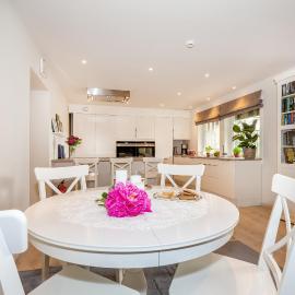 Modern Apartment with panorama wiew, hotel em Blakset