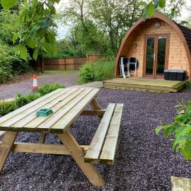Viesnīca Tig Lammax Glamping Pod pilsētā Makrūma