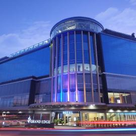 Grand Edge Hotel Semarang, hotelli kohteessa Semarang