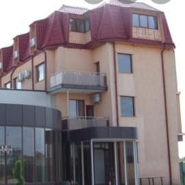 PLAISIR, hotel din Ploieşti