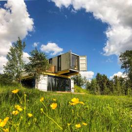 BERGHEIM Container Loft – hotel w mieście Schöneck/Vogtl.
