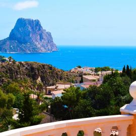 VILLA SPARTACUS - piscina privada y vistas al mar, khách sạn ở Calpe