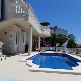 Villa Lizzi, Hotel in Trogir