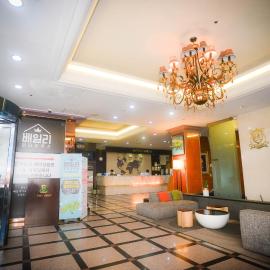 Hotel Noblesse, מלון בסיאול