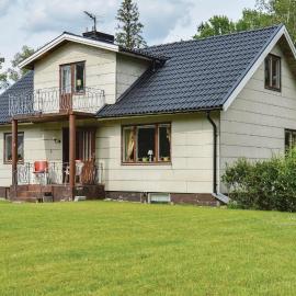 2 Bedroom Stunning Home In Torup, viešbutis mieste Torup