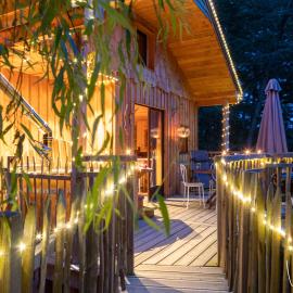 Les Cabanes du Beau Vallon, hotel in Profondeville