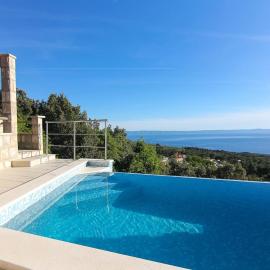Villa Dado, hotel en Bast