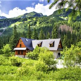 Ťatliakova chata, hotel din Zuberec