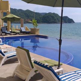Hotel Bogavante, khách sạn ở Barra de Navidad