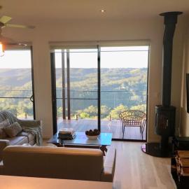 Scandinavian Cabin - Maleny - One Bedroom, khách sạn ở Maleny