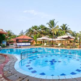 Beira Mar Beach Resort, готель у місті Бенаулім