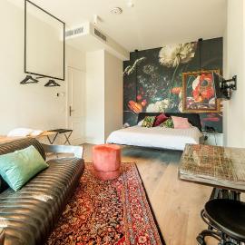 BareFoodGIULIA - Inspiration Hotel, hotel v destinaci Hasselt
