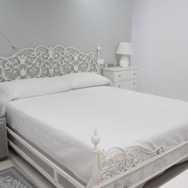 Acquabianca, hotel ad Aci Castello