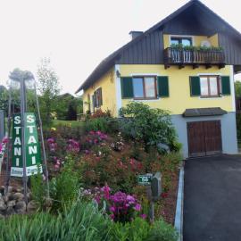 Obstbau und Gästezimmer Stani, hotel di Kitzeck im Sausal