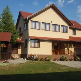 Fülöp Panzió, hotel sa Praid
