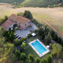 Certine Agriturismo, hotel ad Asciano