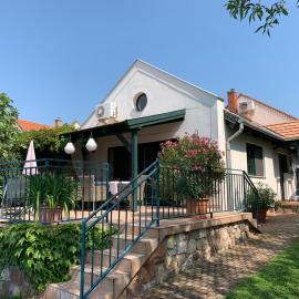 Mandula House
