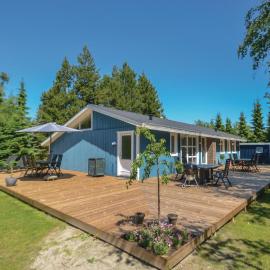 Lovely Home In Væggerløse With Sauna