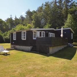 Two-Bedroom Holiday Home In Balle