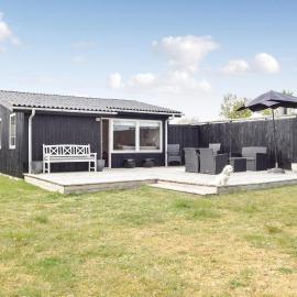 Three-Bedroom Holiday Home In Juelsminde