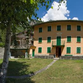 Ca’d’ambra, hotel in Groscavallo