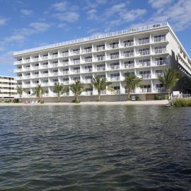 Princess Bayside Beach Hotel, מלון באושן סיטי