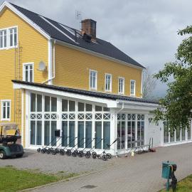 Melleruds Golfklubb Bed & Breakfast โรงแรมในเมลเลอรุด