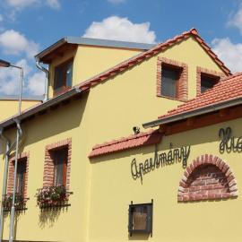 Apartmány Hradiště, Hotel in Znojmo