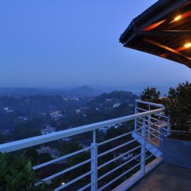 Viesnīca Amaara Sky Hotel Kandy pilsētā Kandi