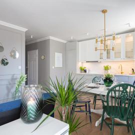 Apartamenty Flat White Obywatelska 47AB โรงแรมในเจโลนากูรา