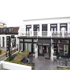 Hotel Zeespiegel, hotel din Zandvoort
