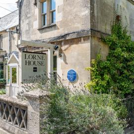 Lorne House Bed & Breakfast, hotel u gradu Box