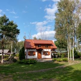 Czarcie Głazy, hotel u gradu Wiele