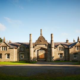 Blairquhan Cottages، فندق في Maybole