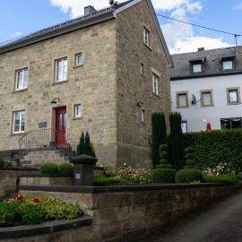Ferienhaus Alte Schule, hotell sihtkohas Volkesfeld