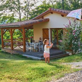 Village de Montmarsis, hotel in Gourdon