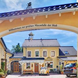 Hotel Am Eifelsteig, hotell i Neroth