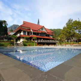 Kusuma Agrowisata Resort & Convention, hotel din Batu