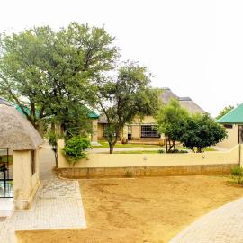 Zoe Bush Lodge, hotel em Pretoria