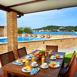 Lando Resort, hotel en Rab