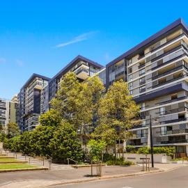 Stylish 1 bdrm Camperdown - Car park, Gym & Pool