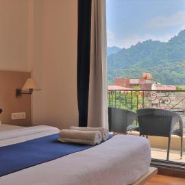 The Blue Jay Hostel, hotel en Rishikesh