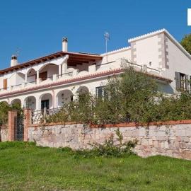 Trilocale Margine Rosso, hotel a Quartu SantʼElena
